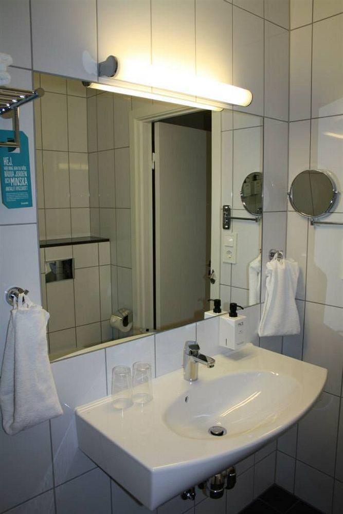 Scandic Vaest Hotel 3*